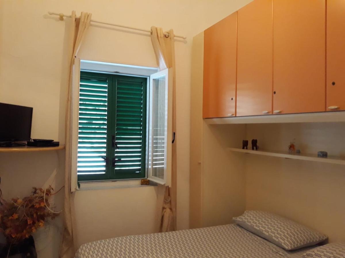 Residence Ponza Le Forna Εξωτερικό φωτογραφία