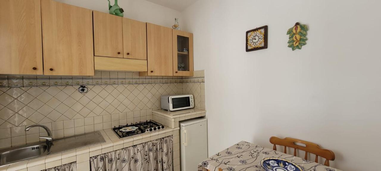 Residence Ponza Le Forna Εξωτερικό φωτογραφία